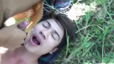 亚洲少年颜射淋浴